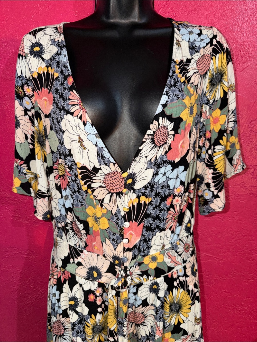 O'Neill Kyrie Flower Power Floral Romper. Sz M. 70’s. Beach. Festival. Vacation - Picture 7 of 17